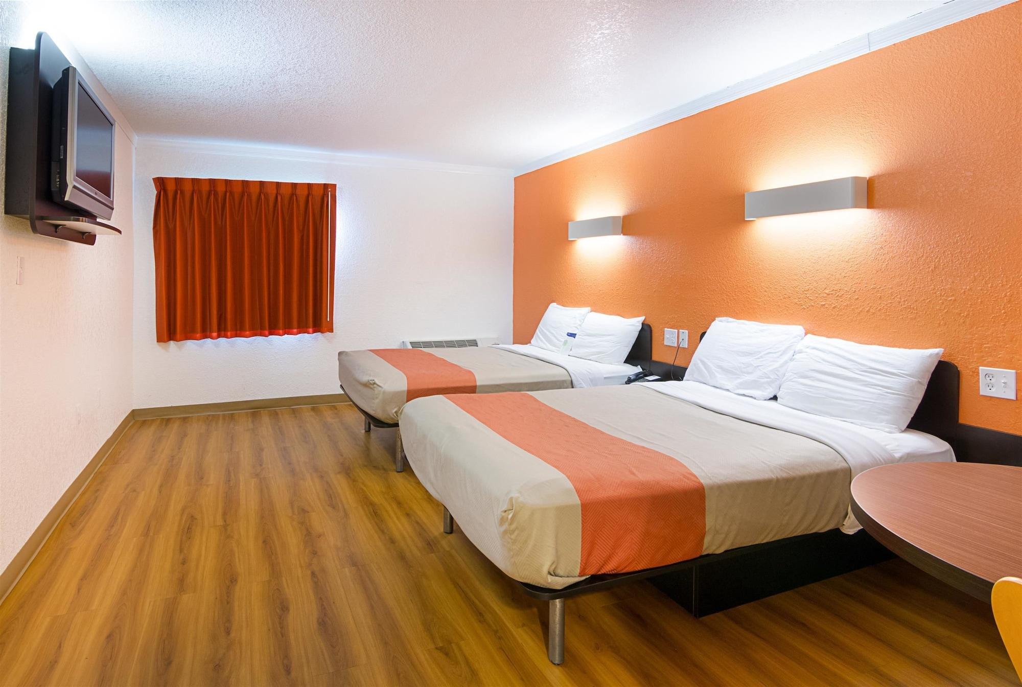 Motel 6-Tampa, Fl - Fairgrounds Heartland Exterior foto